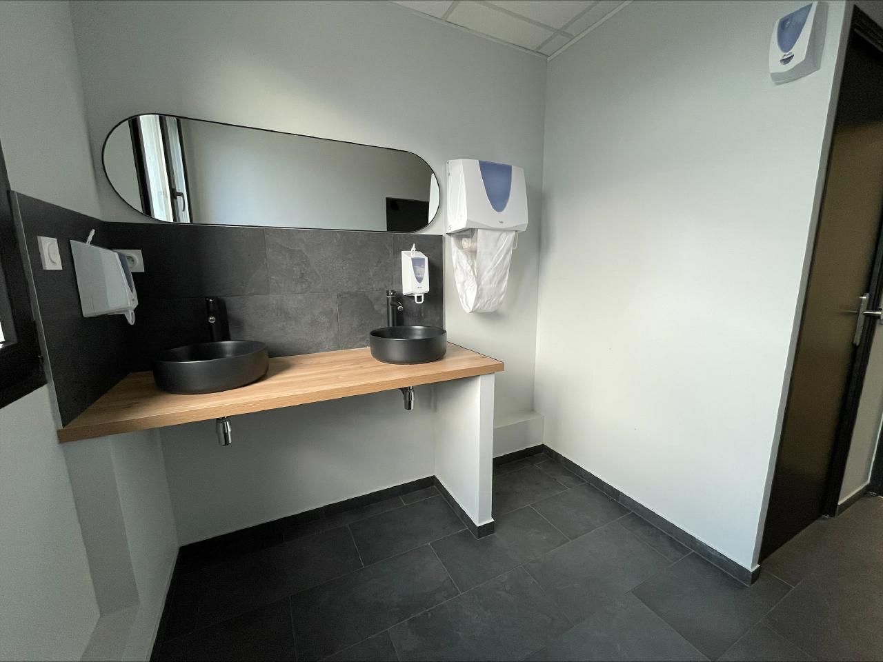 Bureau Cesson-Sévigné 327m² Location bureau Cesson-Sévigné Ille-et-Vilaine OLBUR2204121 7